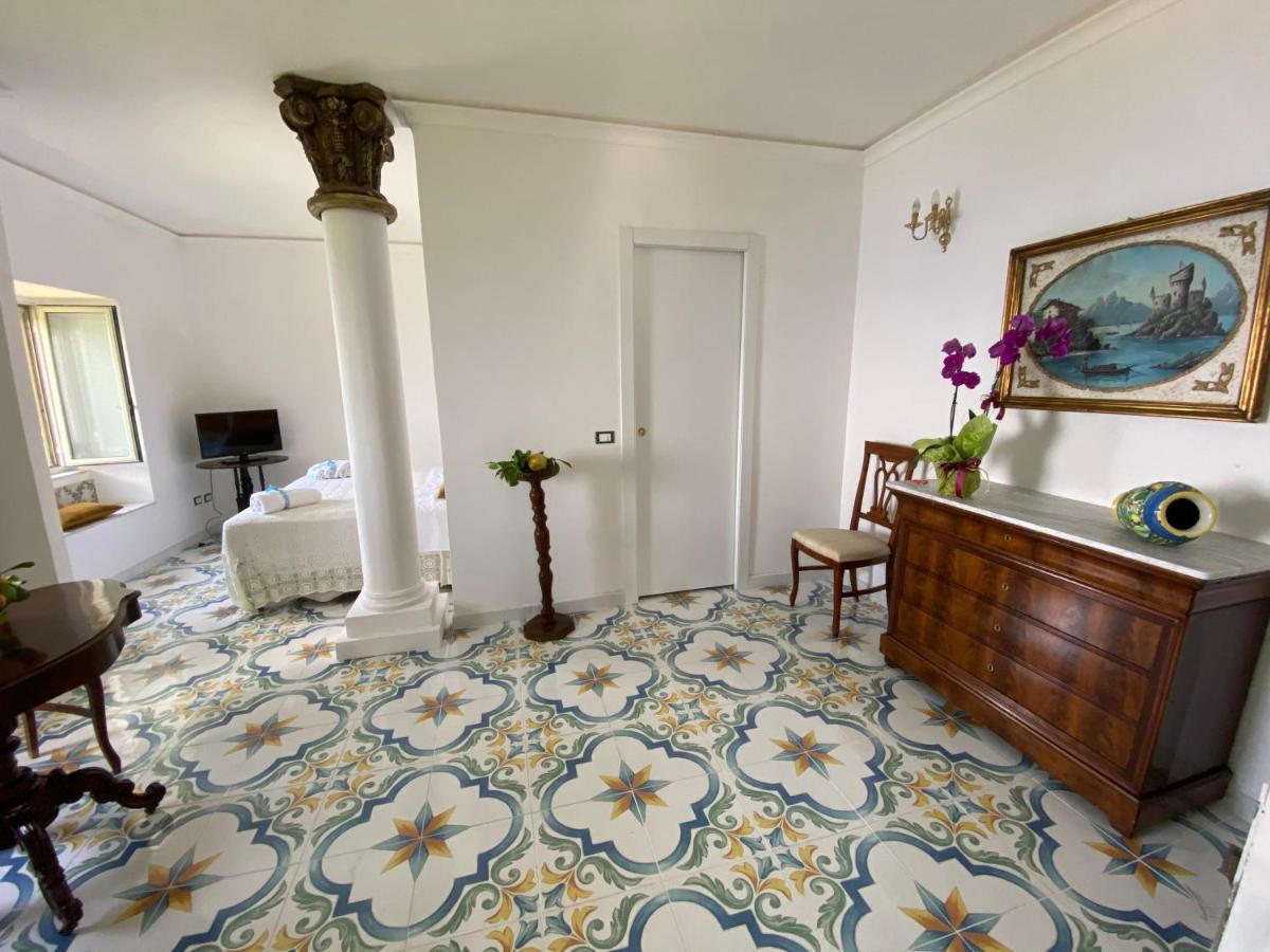 Villa Don Mimi Guarnaschelli La Dependace Taormina Eksteriør billede