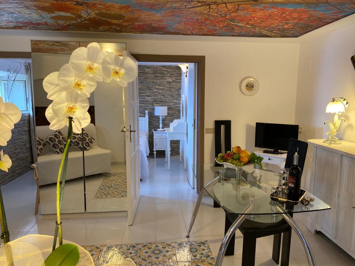 Villa Don Mimi Guarnaschelli La Dependace Taormina Eksteriør billede