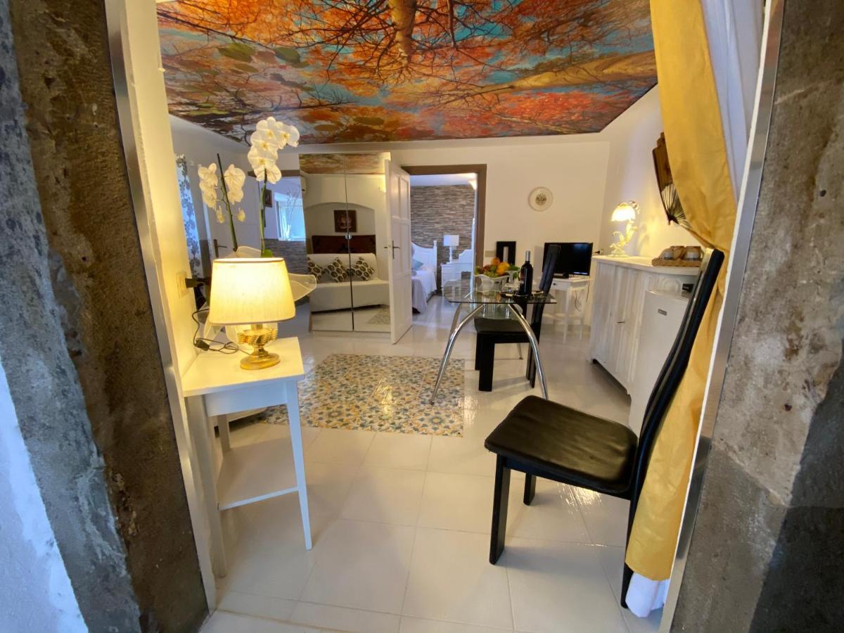 Villa Don Mimi Guarnaschelli La Dependace Taormina Eksteriør billede